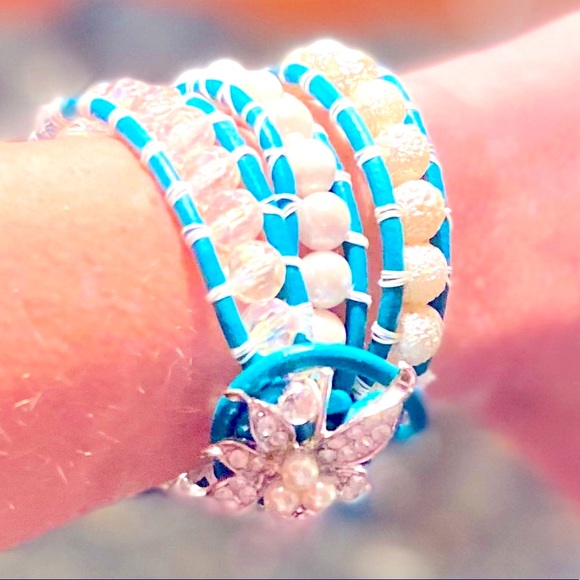 Triple wrap bracelet turquoise leather with pearls - Picture 2 of 7